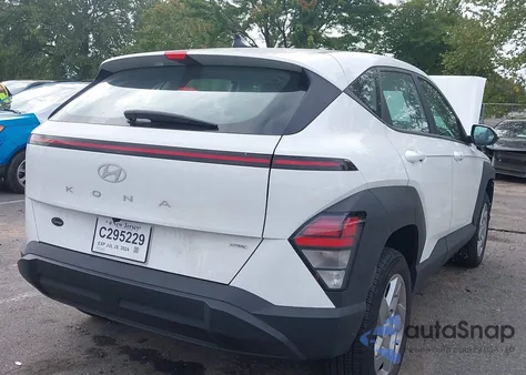2024 Hyundai Kona Se z USA, uszkodzony, nr VIN KM8HACAB0RU175058